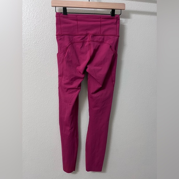 Lululemon Fast Free HR Crop 23” Nulux Size 4 - Picture 3 of 7